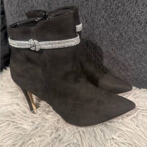 Elegant Black Ankle Boots with Rhinestone Detail